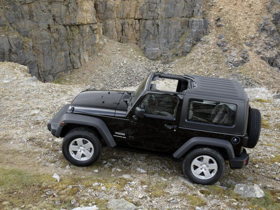  Jeep Wrangler Sport 2007 года  (UK) (фото 7 из 22)